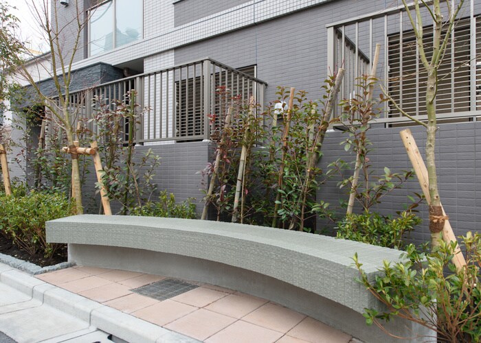 物件外観写真5　(エントランス部分)