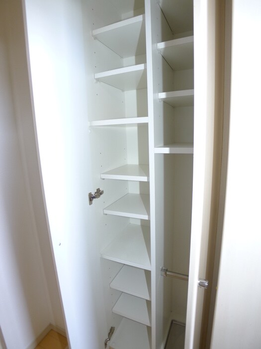 物件内観写真16　(靴箱)