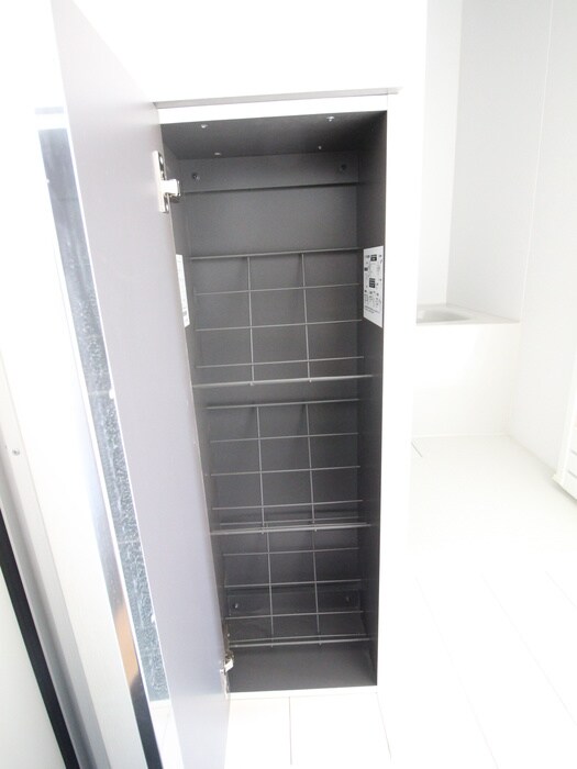 物件内観写真16　(靴箱)