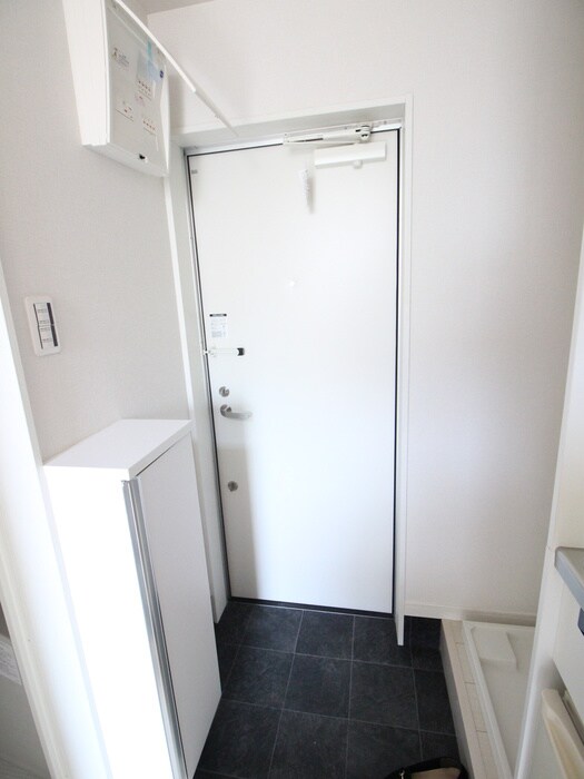 物件内観写真20　(玄関)