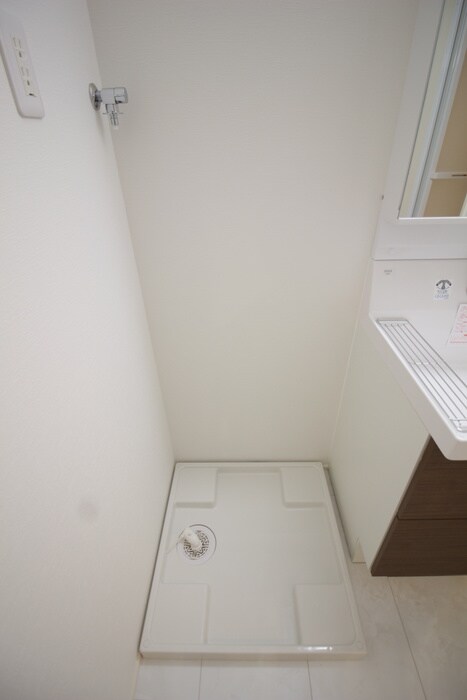 物件内観写真17　(洗濯機置場)