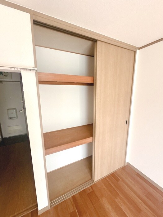 物件内観写真10　(収納)