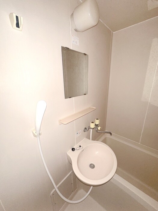 物件内観写真13　(洗面)