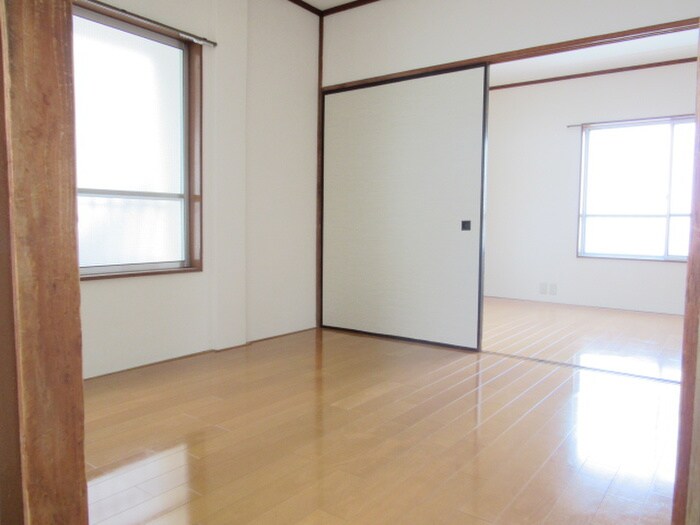 物件内観写真9　(居室)