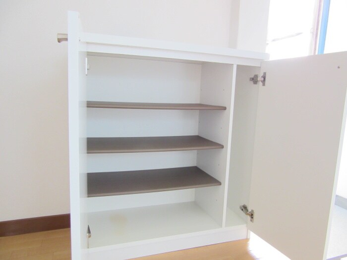 物件内観写真16　(靴箱)