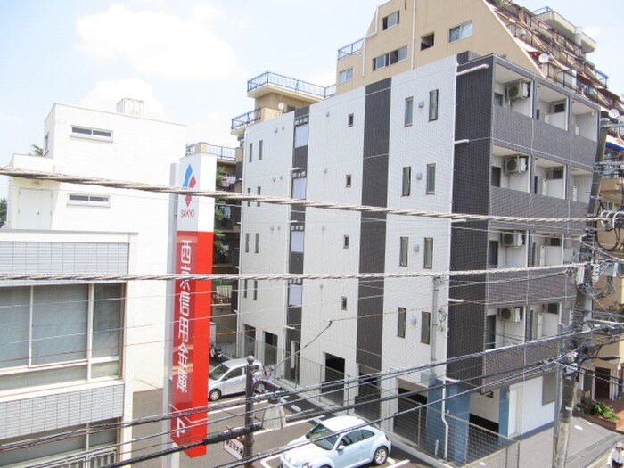 物件内観写真20　(室内からの展望)