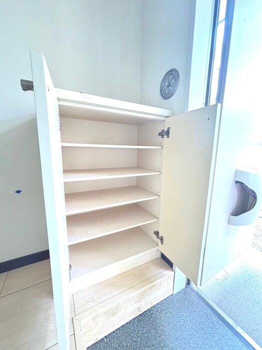 物件内観写真14　(靴箱)
