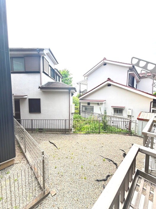 物件内観写真22　(室内からの展望)