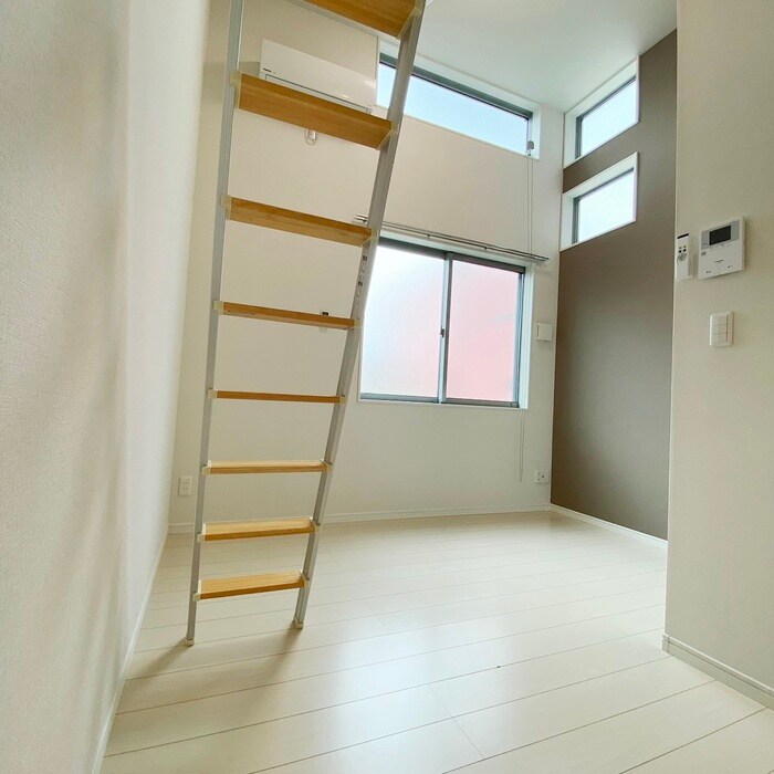 物件内観写真7　(居室)