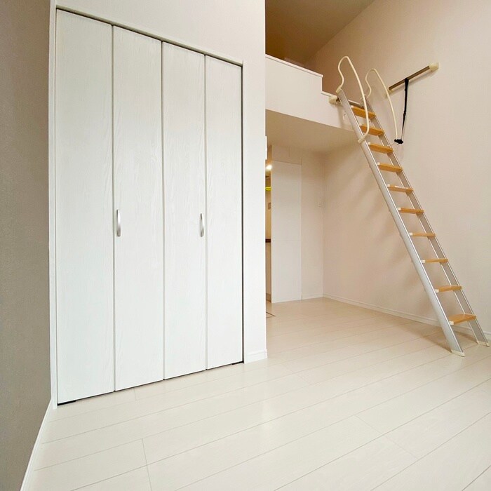 物件内観写真8　(居室)