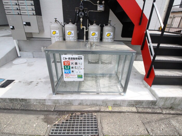 物件外観写真3　(外観写真)