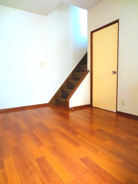 物件内観写真5　(居室)