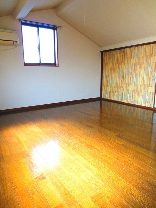 物件内観写真8　(居室)