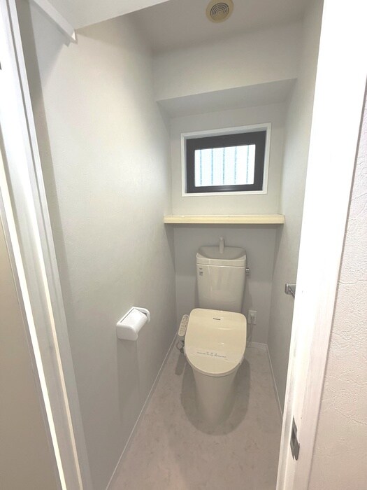 物件内観写真15　(トイレ)