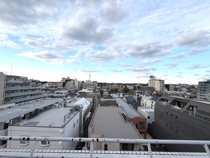 物件内観写真16　(室内からの展望)