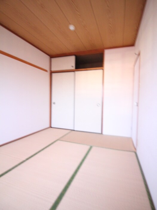 物件内観写真10　(居室)