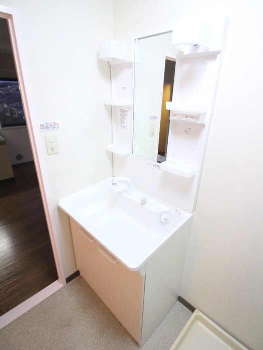 物件内観写真16　(洗面)