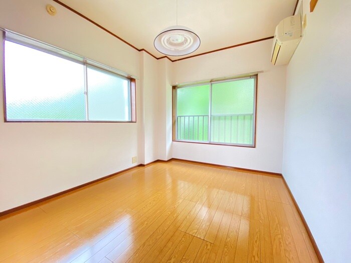 物件内観写真11　(居室)