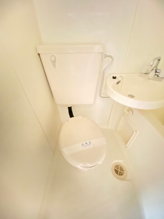 物件内観写真13　(トイレ)