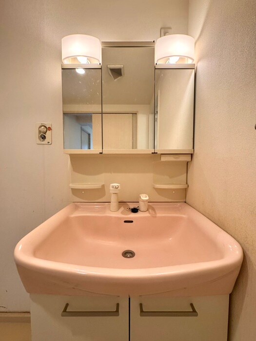 物件内観写真12　(洗面)