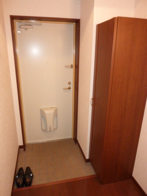 物件内観写真15　(靴箱)