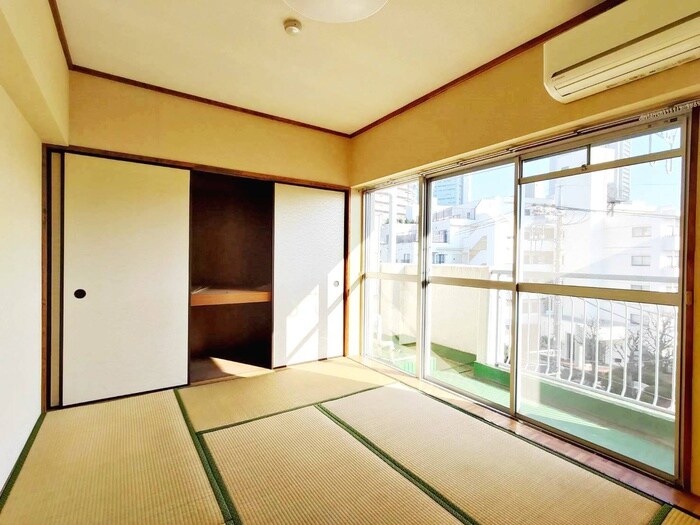 物件内観写真8　(居室)