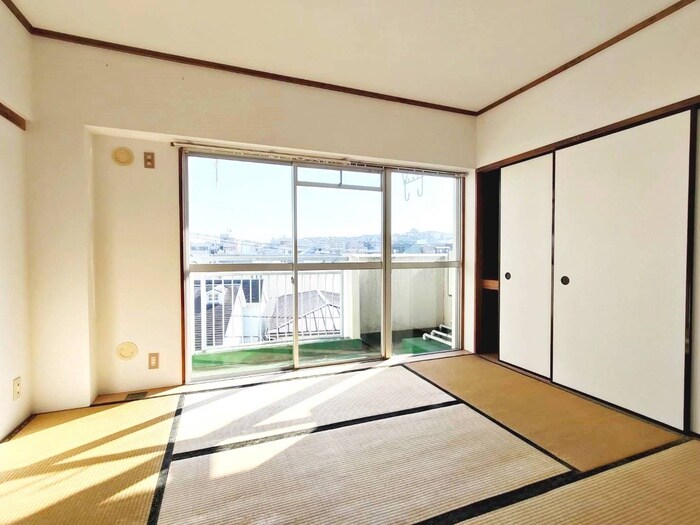 物件内観写真8　(居室)