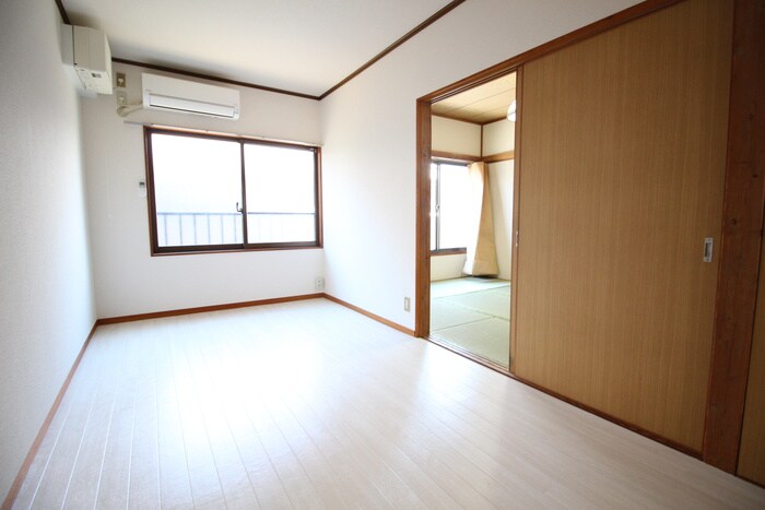 物件内観写真22　(居室)