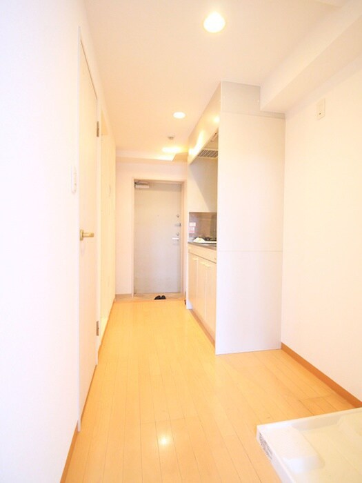 物件内観写真19　(廊下)