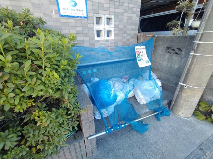 物件外観写真4　(建物設備)