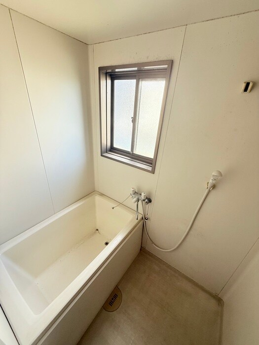 物件内観写真10　(バス／シャワールーム等)