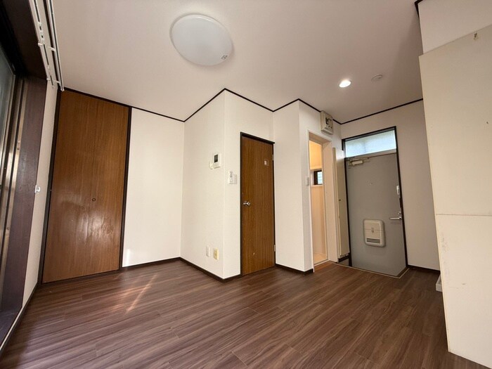 物件内観写真9　(居室)