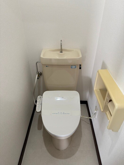 物件内観写真13　(トイレ)