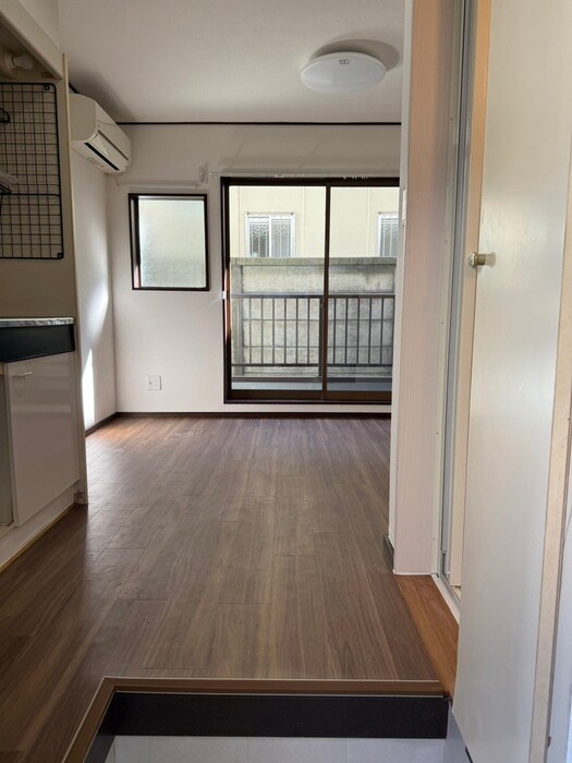 物件内観写真19　(廊下)