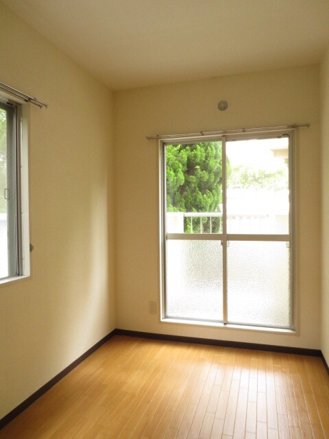 物件内観写真10　(居室)