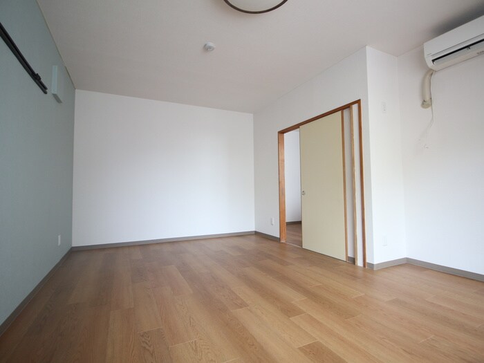 物件内観写真17　(居室)