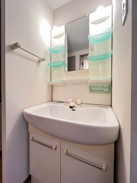 物件内観写真12　(洗面)