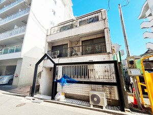 ホワイト大山外観写真