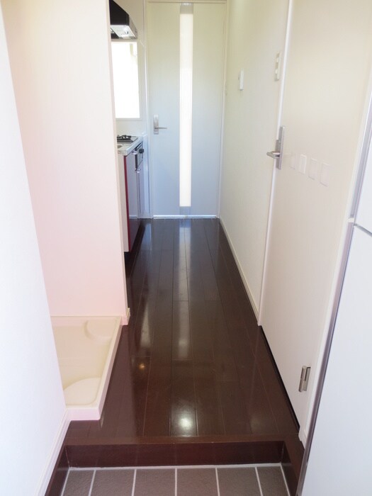 物件内観写真15　(廊下)