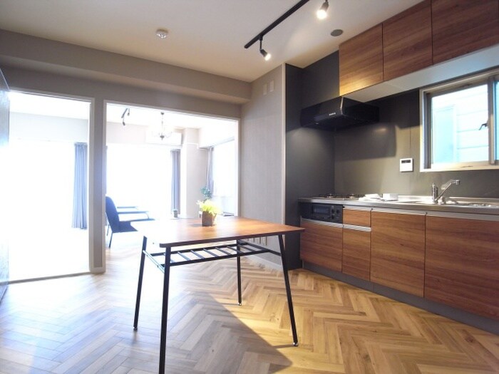 物件内観写真7　(居室)