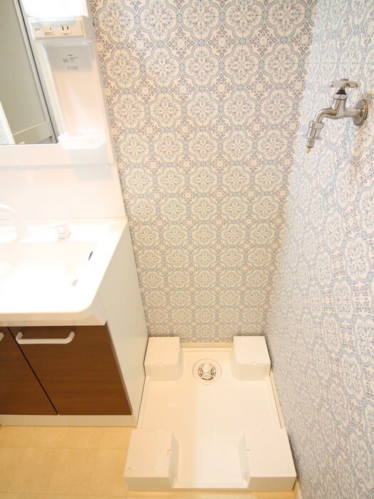 物件内観写真10　(洗濯機置場)