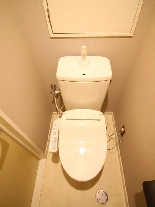 物件内観写真12　(トイレ)