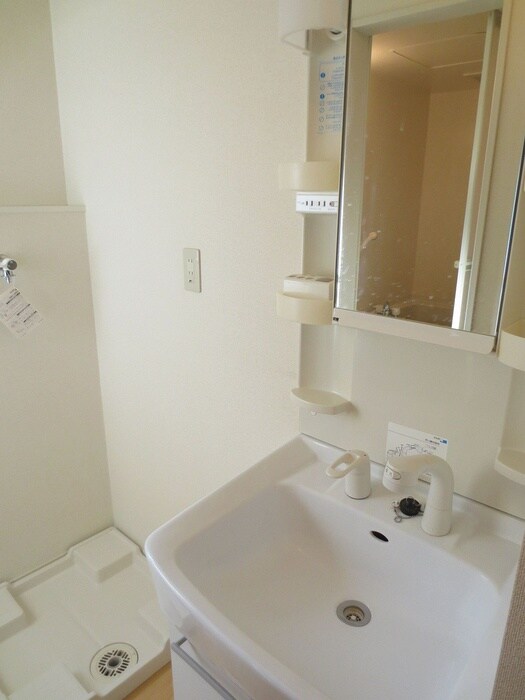 物件内観写真5　(洗面)