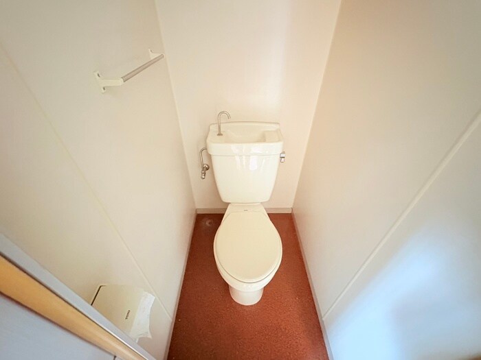 物件内観写真13　(トイレ)