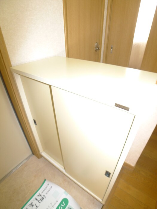 物件内観写真14　(靴箱)