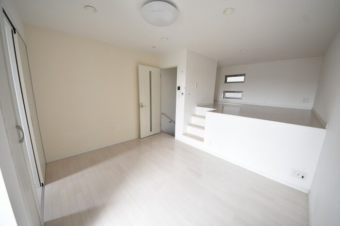 物件内観写真11　(居室)