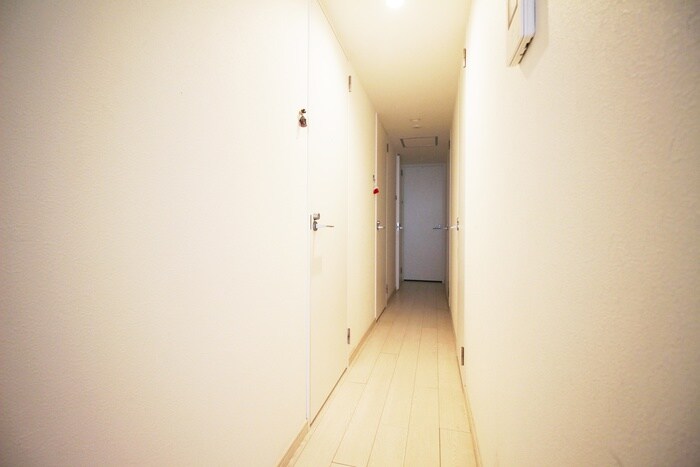物件内観写真14　(廊下)