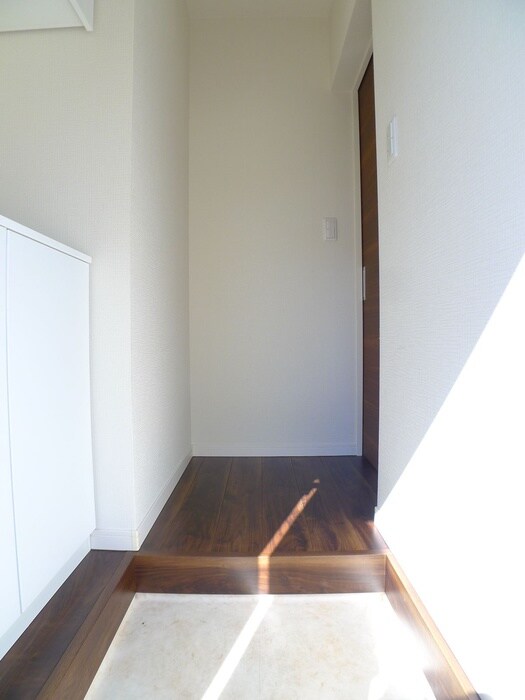 物件内観写真20　(玄関)