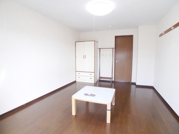 物件内観写真6　(居室)