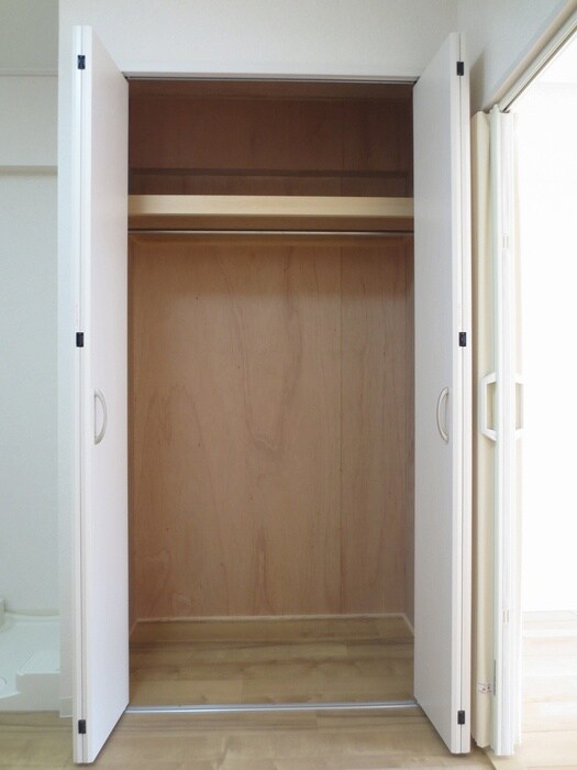 物件内観写真10　(収納)